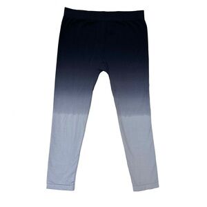 Zaney Threads Ombré Grey Black Capri Leggings L/XL Soft Stretch Activewear GUC